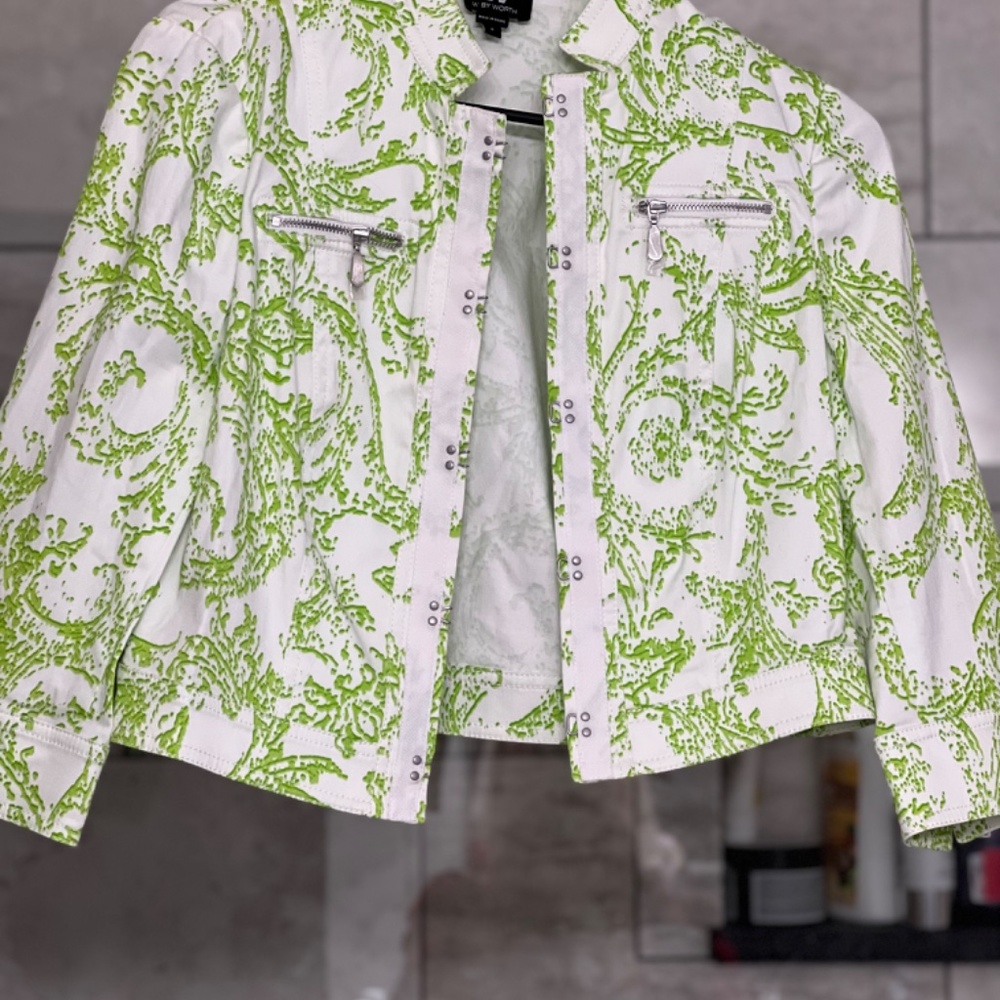 Jacket - Picture 3 of 5